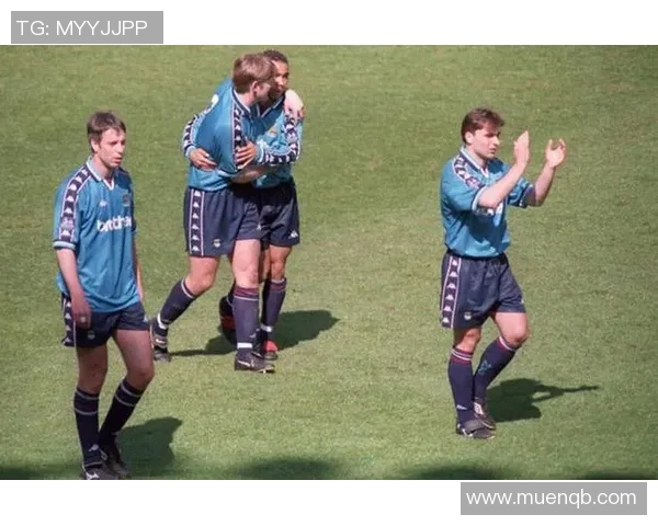 足球星辉映复古时光回溯经典岁月重温黄金年代风采